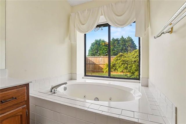 3225 Salem Cove Way SE, Conyers, GA 30013