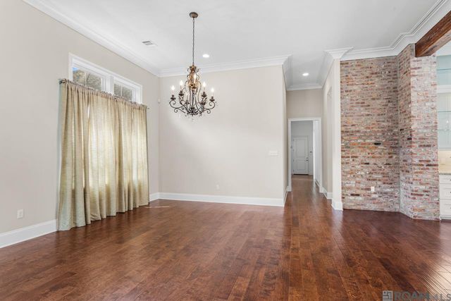 10746 Turning Leaf Dr, Baton Rouge, LA 70810