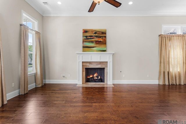 10746 Turning Leaf Dr, Baton Rouge, LA 70810