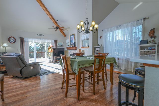 5028 Sora Loop, Klamath Falls, OR 97601