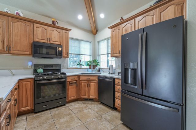 5028 Sora Loop, Klamath Falls, OR 97601