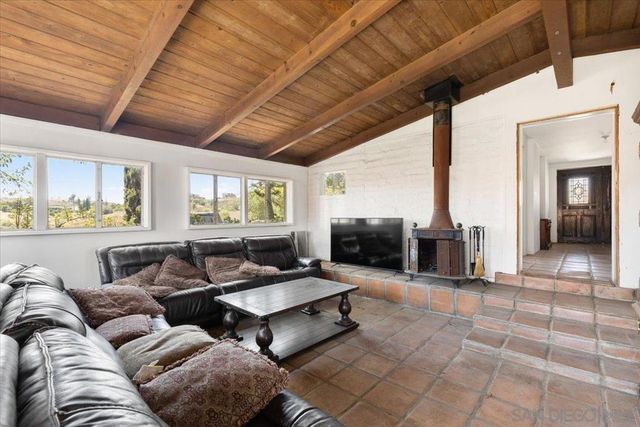 31659 61 Rocking Horse Rd, Escondido, CA 92026