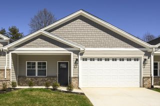 104 Lockridge Lane, Lynchburg, VA 24502