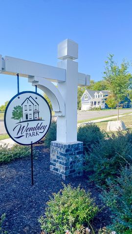 221 Crown Gardens Ct, Hermitage, TN 37076