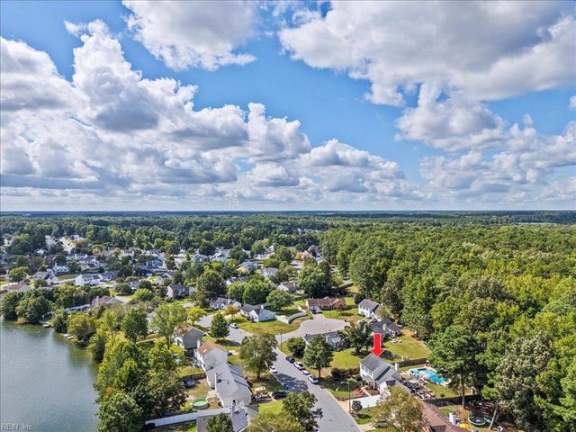 510 Creekwood DR, Chesapeake, VA 23323