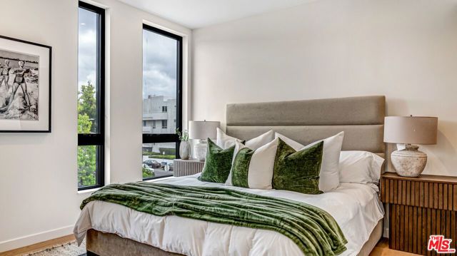 1257 N Detroit Street 302, West Hollywood, CA 90046