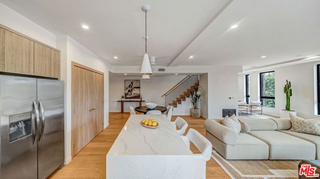 1257 N Detroit Street 302, West Hollywood, CA 90046
