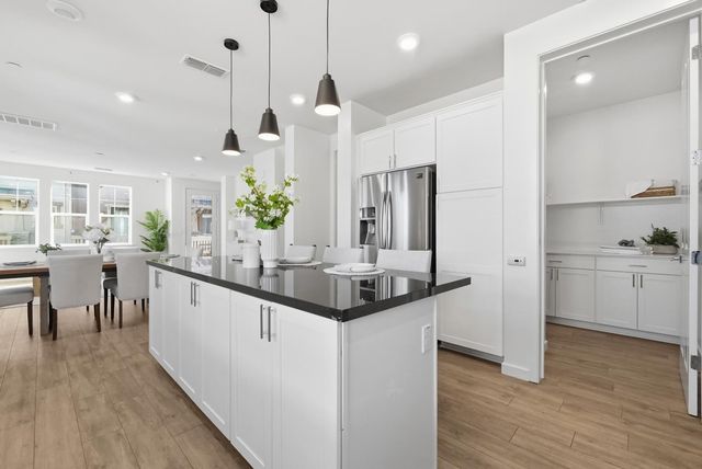 535 San Lorenzo Terrace 1, Sunnyvale, CA 94085