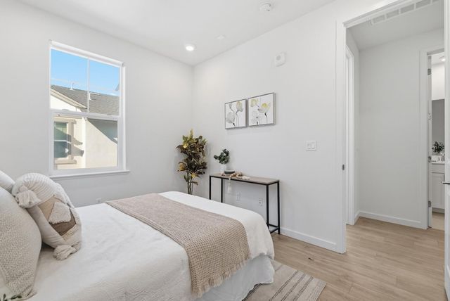 535 San Lorenzo Terrace 1, Sunnyvale, CA 94085