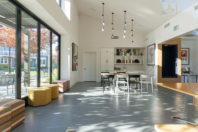 535 San Lorenzo Terrace 1, Sunnyvale, CA 94085