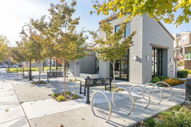 535 San Lorenzo Terrace 1, Sunnyvale, CA 94085