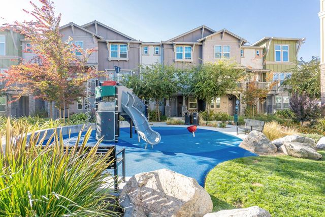 535 San Lorenzo Terrace 1, Sunnyvale, CA 94085