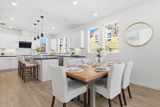 535 San Lorenzo Terrace 1, Sunnyvale, CA 94085