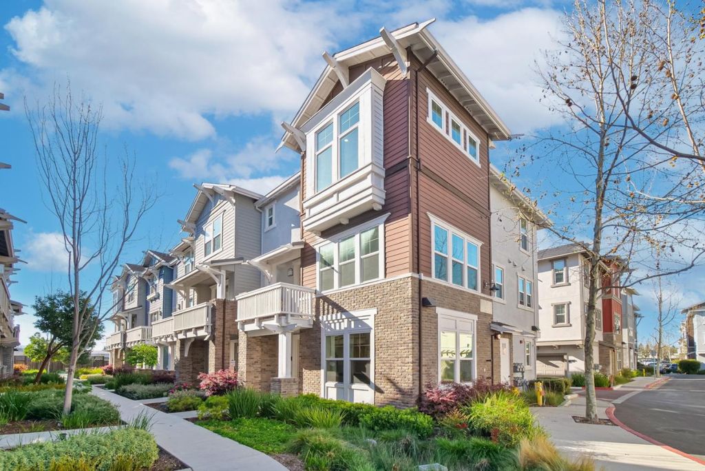 535 San Lorenzo Terrace 1, Sunnyvale, CA 94085