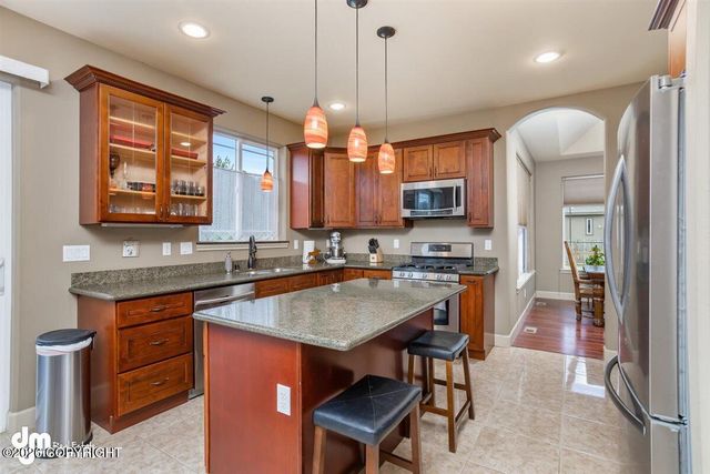 5670 E Fetlock Drive, Wasilla, AK 99654