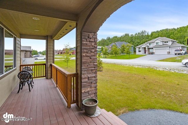 5670 E Fetlock Drive, Wasilla, AK 99654