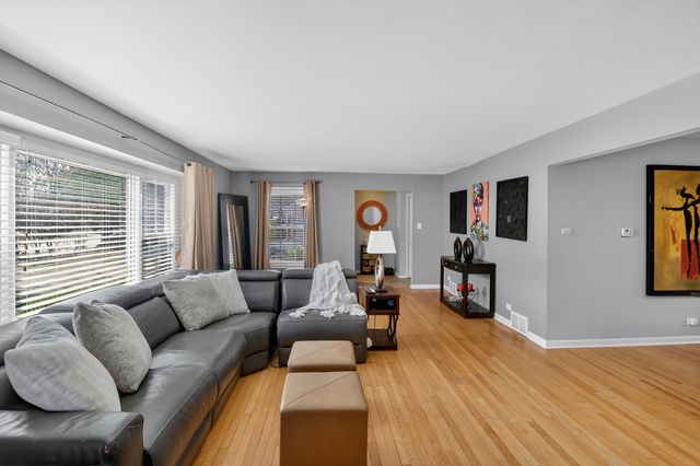 20869 Greenwood Drive, Olympia Fields, IL 60461