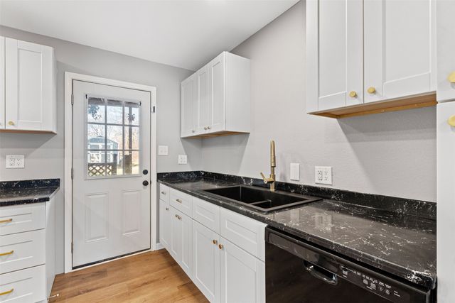 902 Turner Street, Cleburne, TX 76033