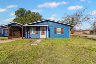 902 Turner Street, Cleburne, TX 76033