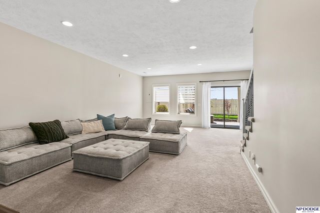 7010 N 154 Street, Bennington, NE 68007