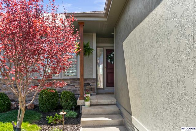 7010 N 154 Street, Bennington, NE 68007