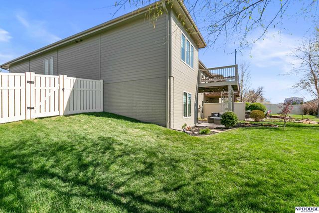 7010 N 154 Street, Bennington, NE 68007