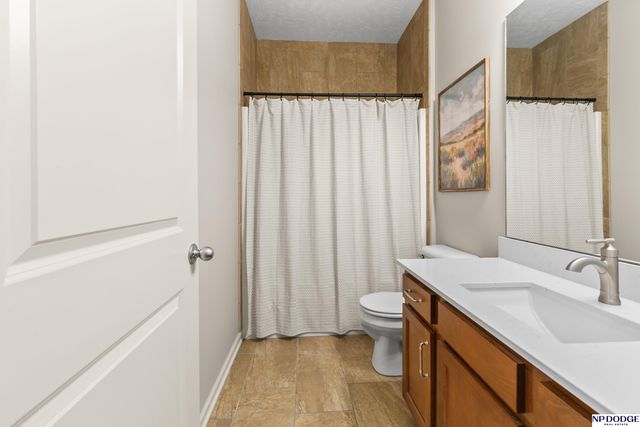 7010 N 154 Street, Bennington, NE 68007