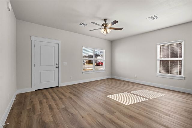 880 Snyder Springs Loop, Watts, OK 74964