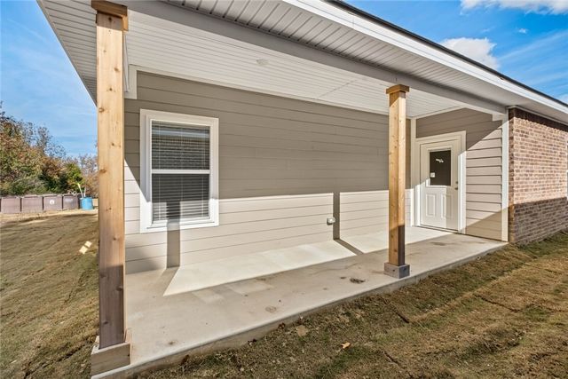 880 Snyder Springs Loop, Watts, OK 74964