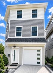 100 Main Street, Middletown, NJ 07758