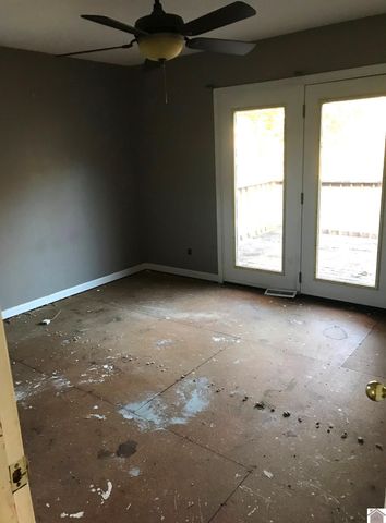 15 Camelot Dr., Calvert City, KY 42029