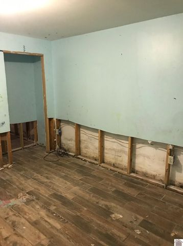 15 Camelot Dr., Calvert City, KY 42029