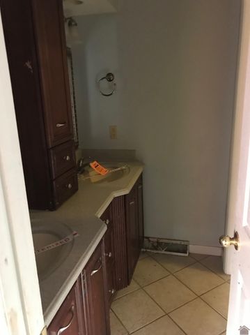 15 Camelot Dr., Calvert City, KY 42029