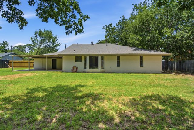 215 Cherry Street, Weatherford, TX 76086
