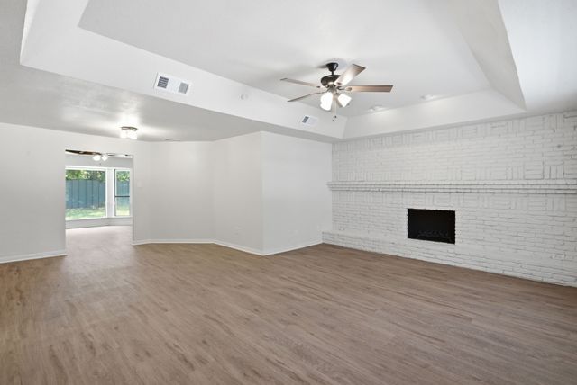 215 Cherry Street, Weatherford, TX 76086