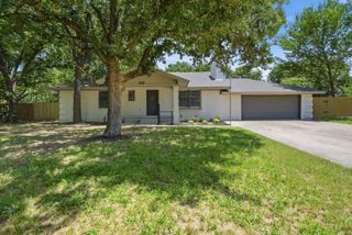 215 Cherry Street, Weatherford, TX 76086