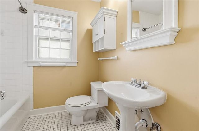 2028 New Hampshire Street, Lawrence, KS 66046