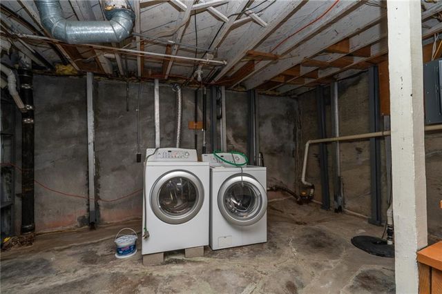 2028 New Hampshire Street, Lawrence, KS 66046