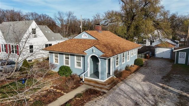 2028 New Hampshire Street, Lawrence, KS 66046