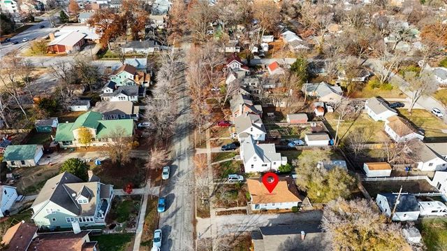 2028 New Hampshire Street, Lawrence, KS 66046