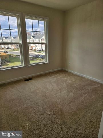 178 SOLARA DR, Winchester, VA 22602