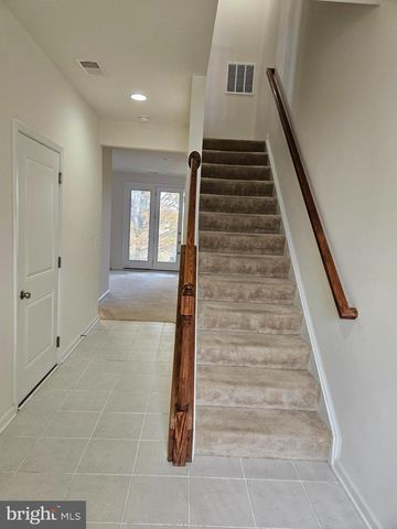 178 SOLARA DR, Winchester, VA 22602