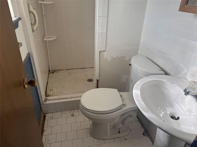 128 SW 6th Street, Moore, OK 73160