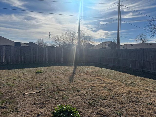 128 SW 6th Street, Moore, OK 73160