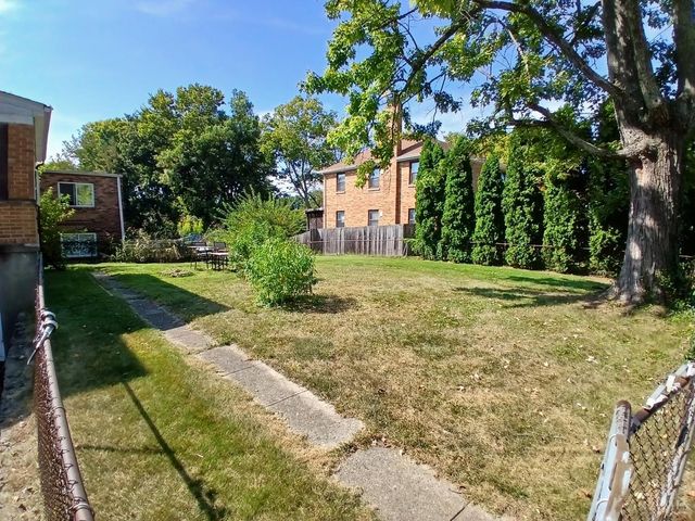 2449 Ferguson Road, Cincinnati, OH 45238