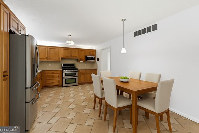 2864 Saint Andrews Way NE, Marietta, GA 30062