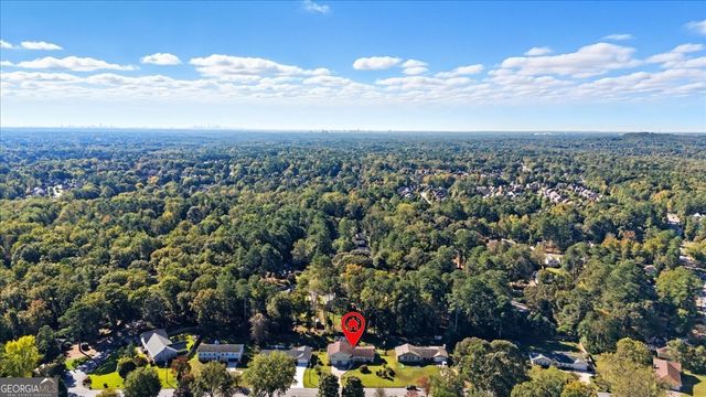 2864 Saint Andrews Way NE, Marietta, GA 30062