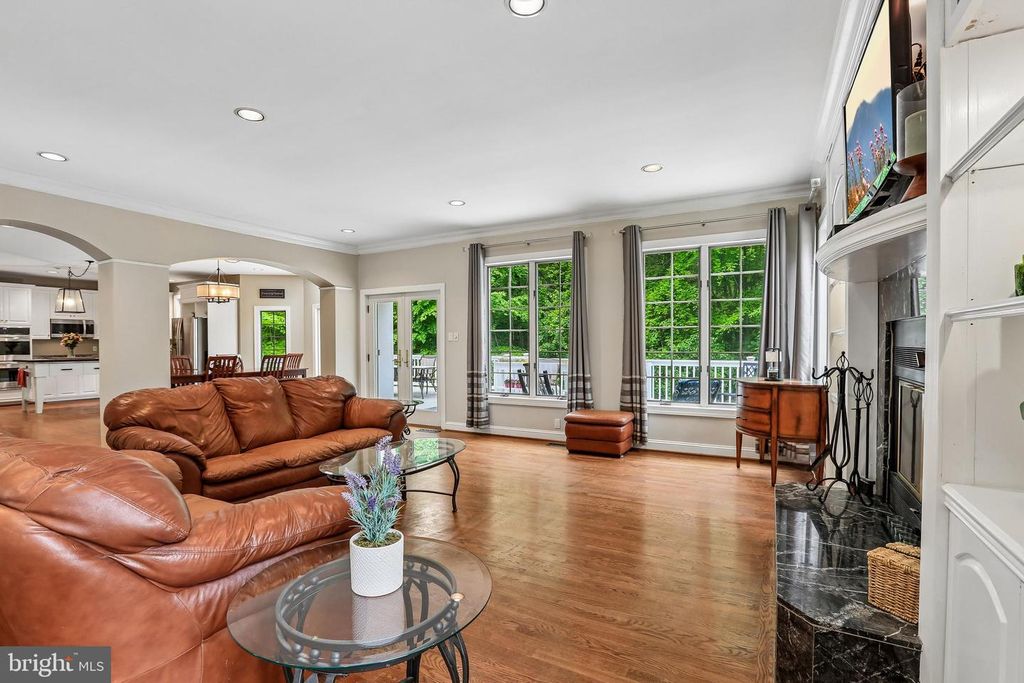 Image 14 of property listing at 11099 HIDDEN TRAIL DR, Owings Mills, MD 21117