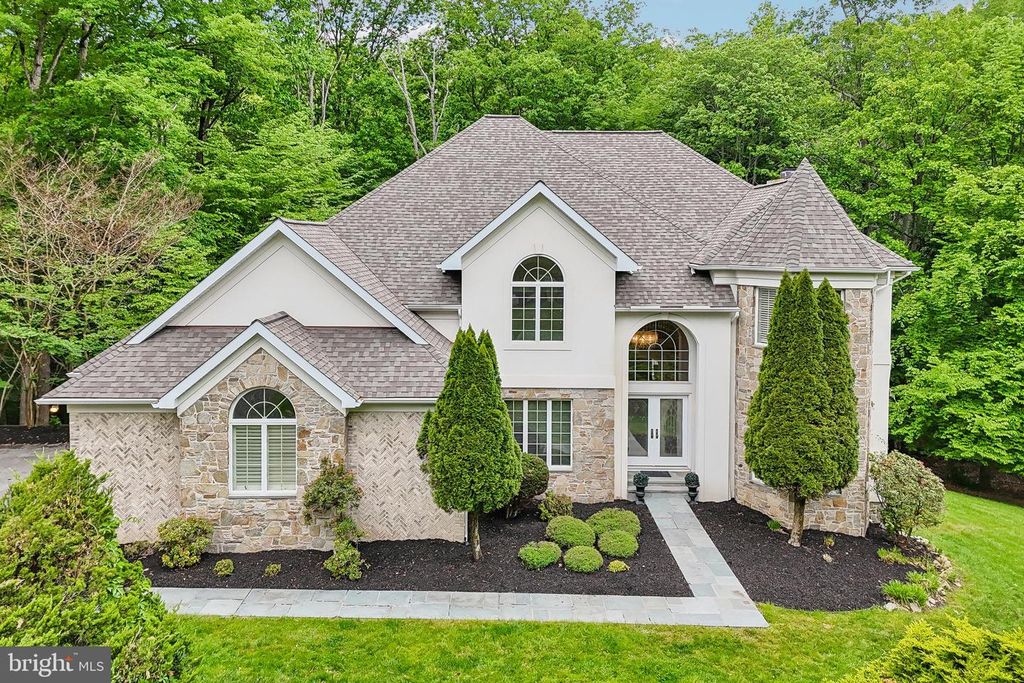 Image 7 of property listing at 11099 HIDDEN TRAIL DR, Owings Mills, MD 21117