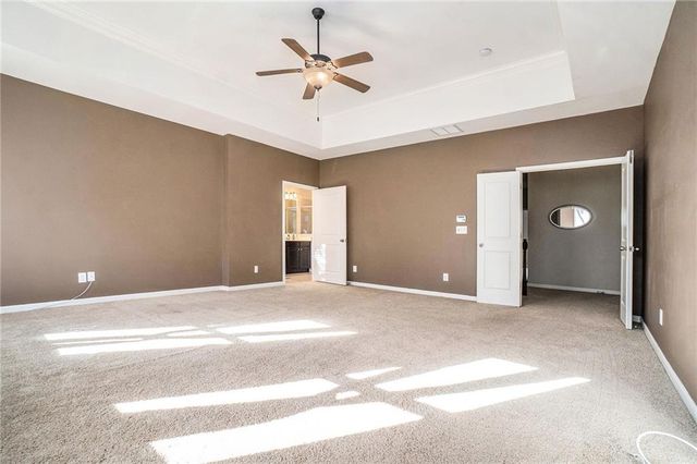 2269 W Village Lane SE, Smyrna, GA 30080